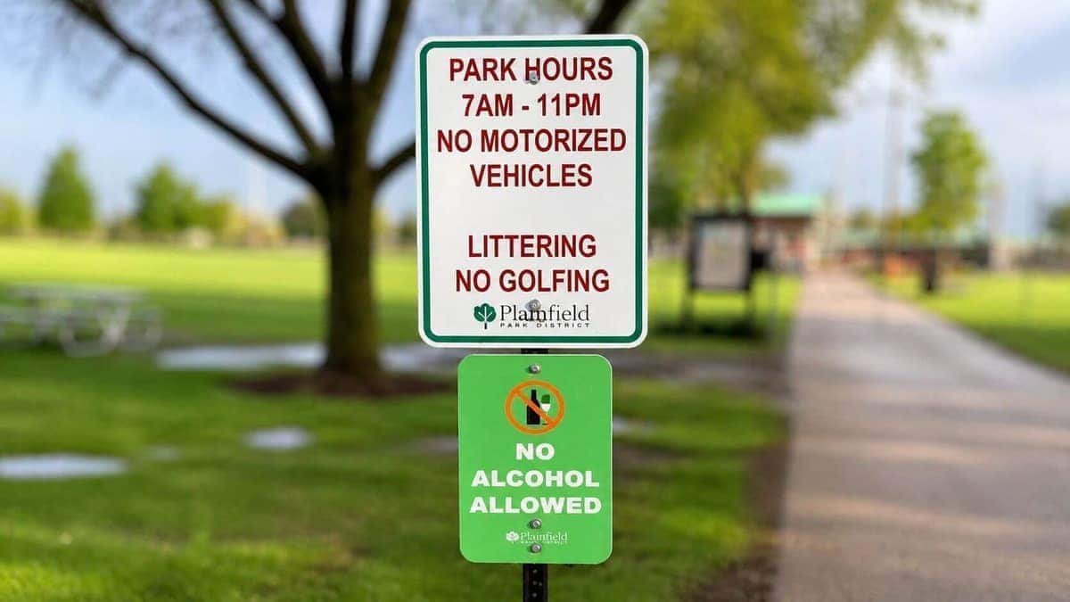 Parking lot signage installation for a commercial property